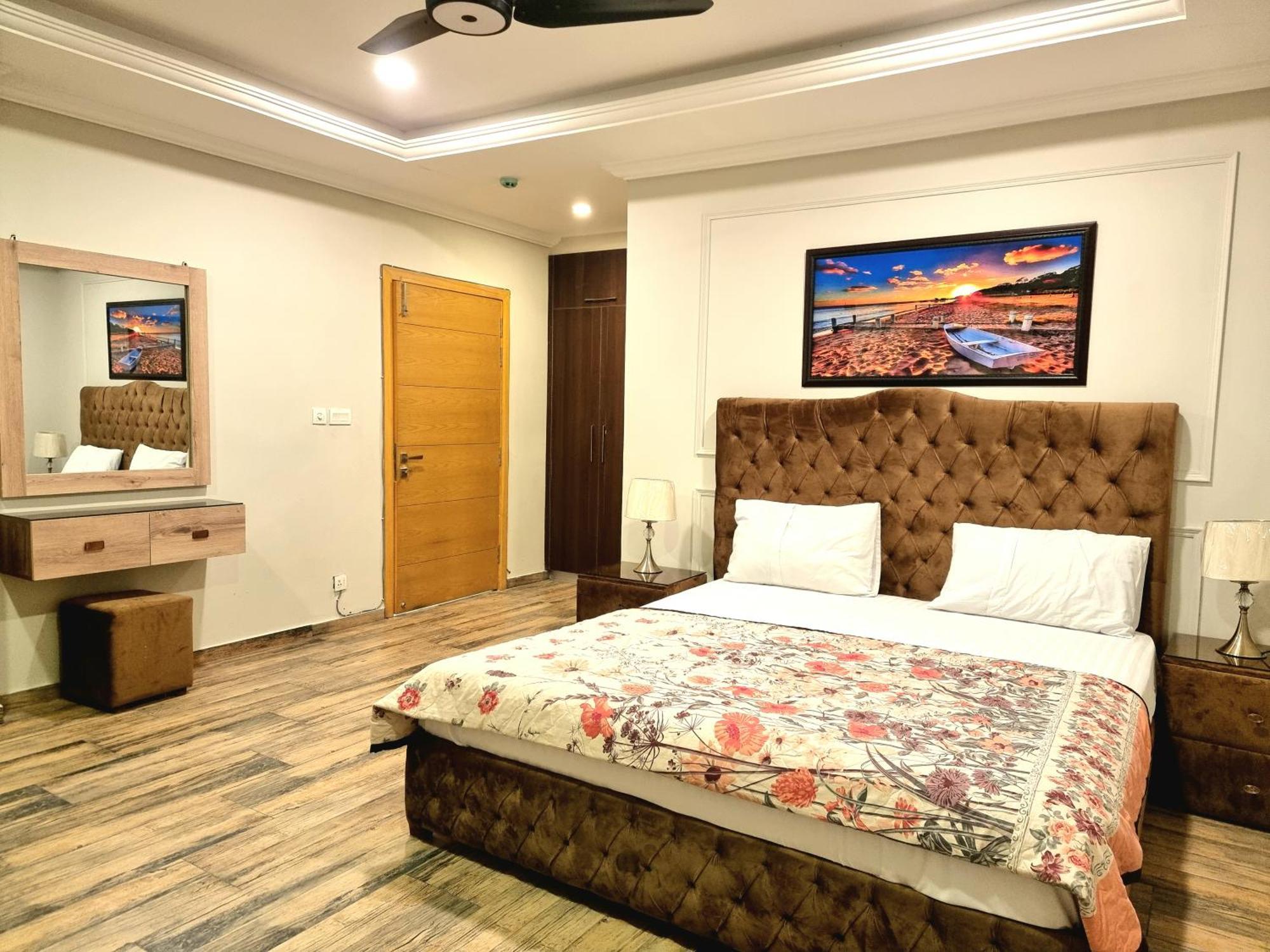 The Millenial Apartments & Suites Bahria Town Rawalpindi Zimmer foto