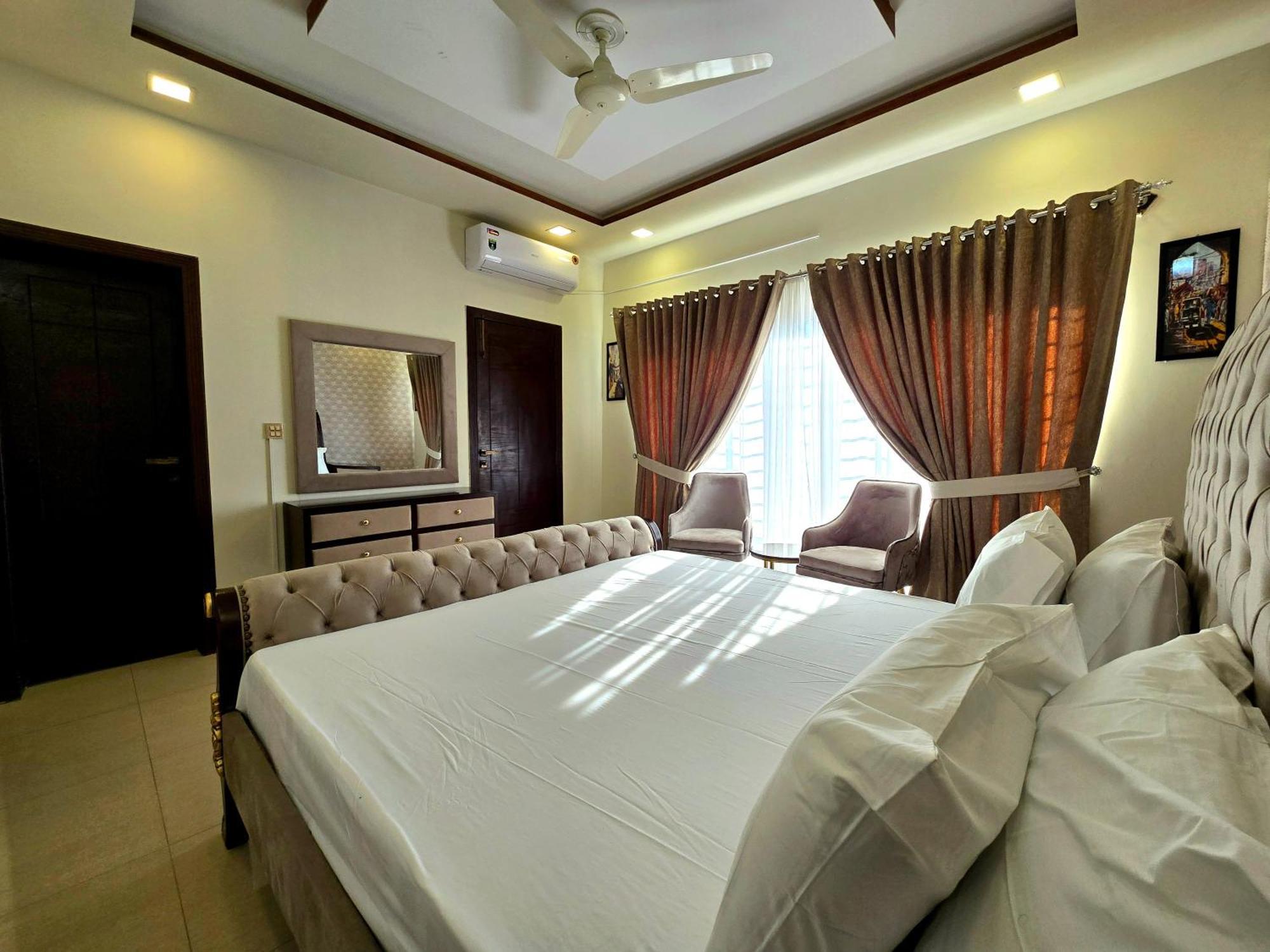 The Millenial Apartments & Suites Bahria Town Rawalpindi Zimmer foto
